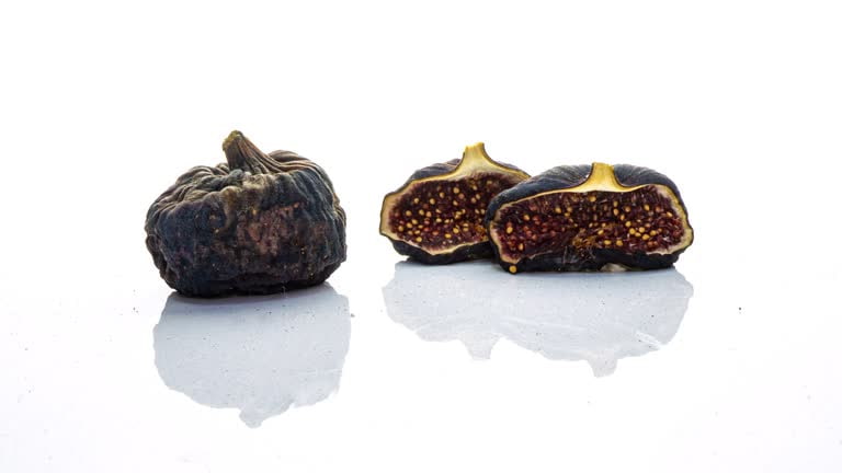 خرید انجیر خشک سیاه + قیمت فروش استثنایی